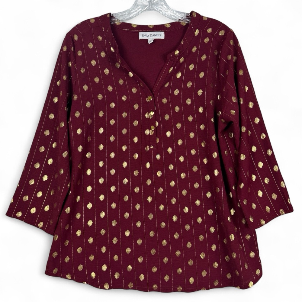 Emily Daniels Top Blouse Women’s Size Medium, Maroon with Gold Polka Dots 3/4 Sl